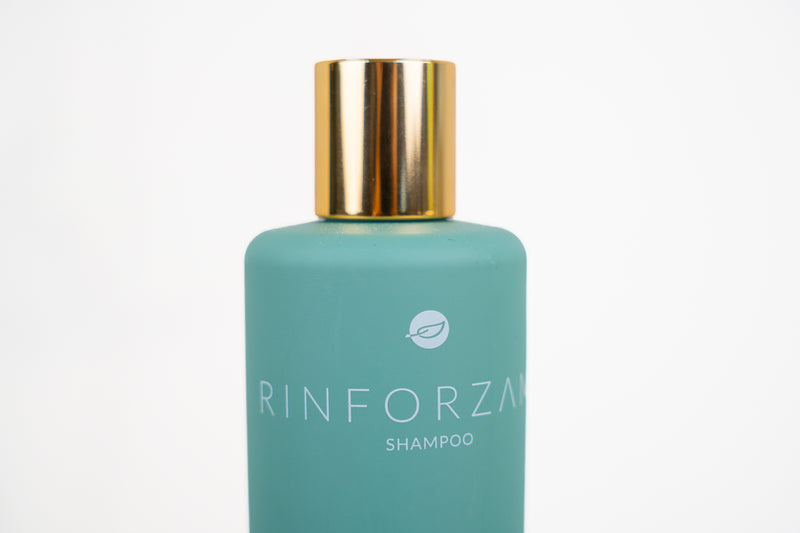 Shampoo rinforzante